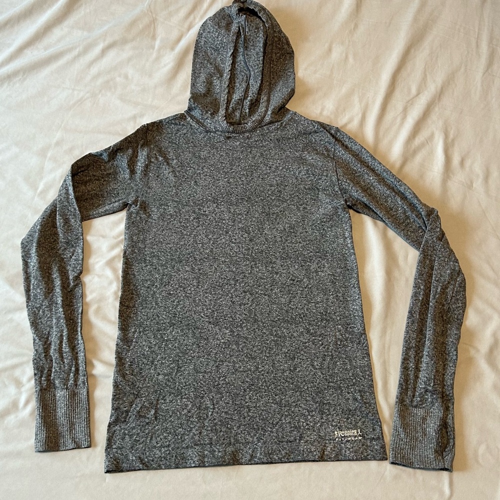 THE RUNNING ROOM | Long sleeve | Heather gray